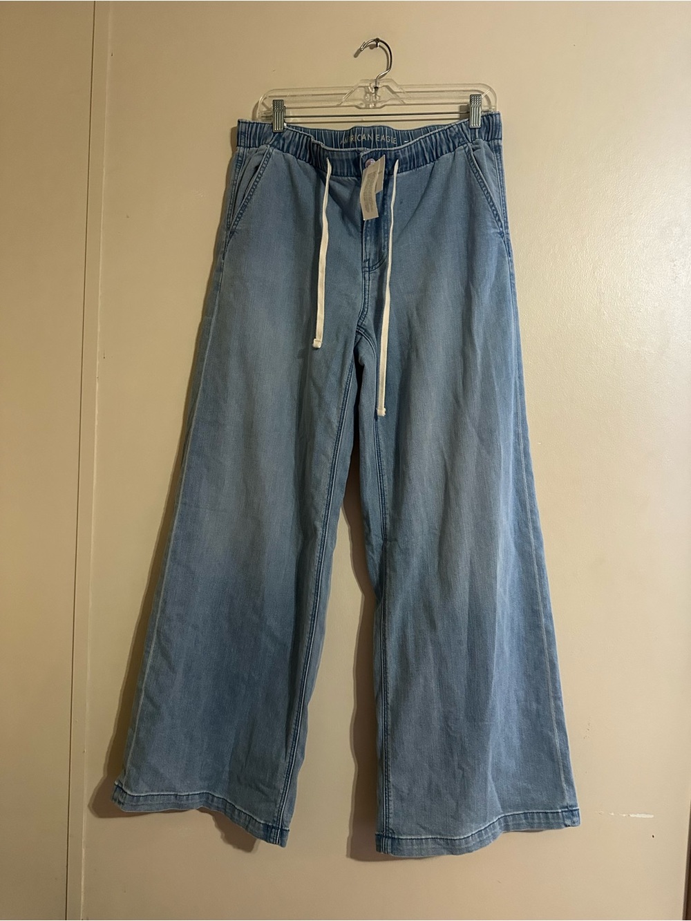 American Eagle Outfitters Light Blue Wide-Leg Drawstring Jeans